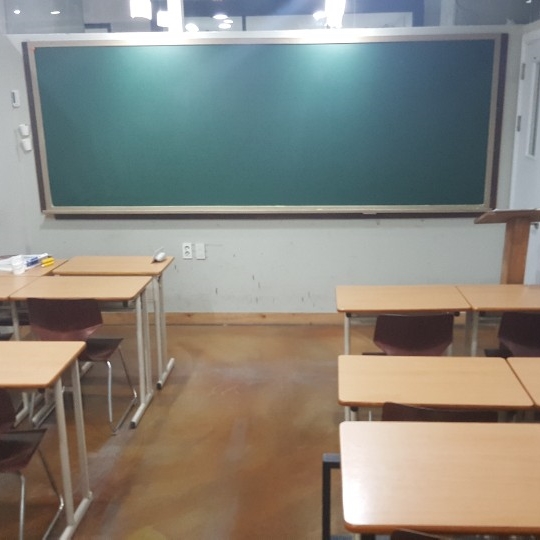 위즈덤플러스학원