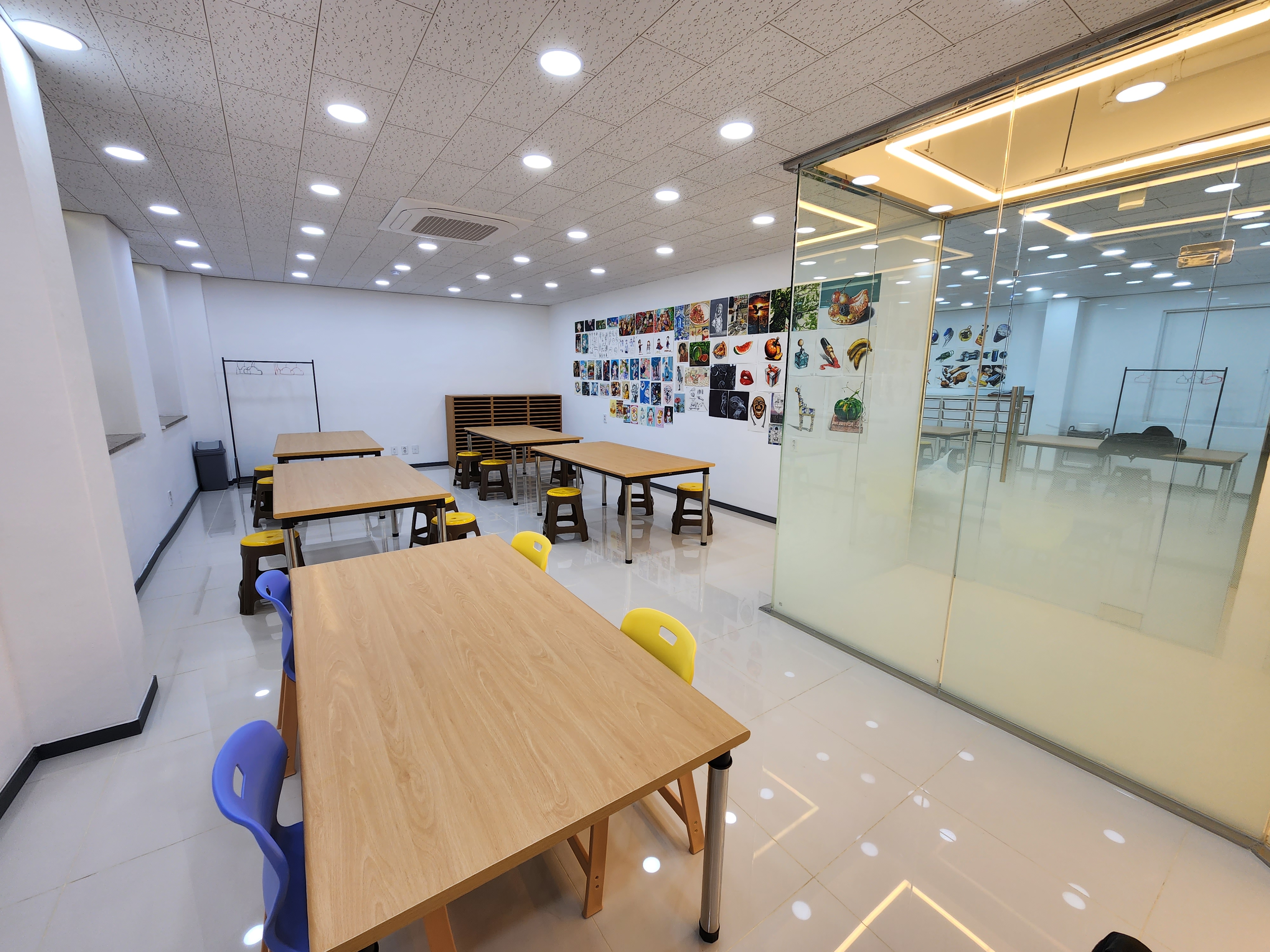 하이파이브(Hi5)수원화서디자인웹툰만화미술학원