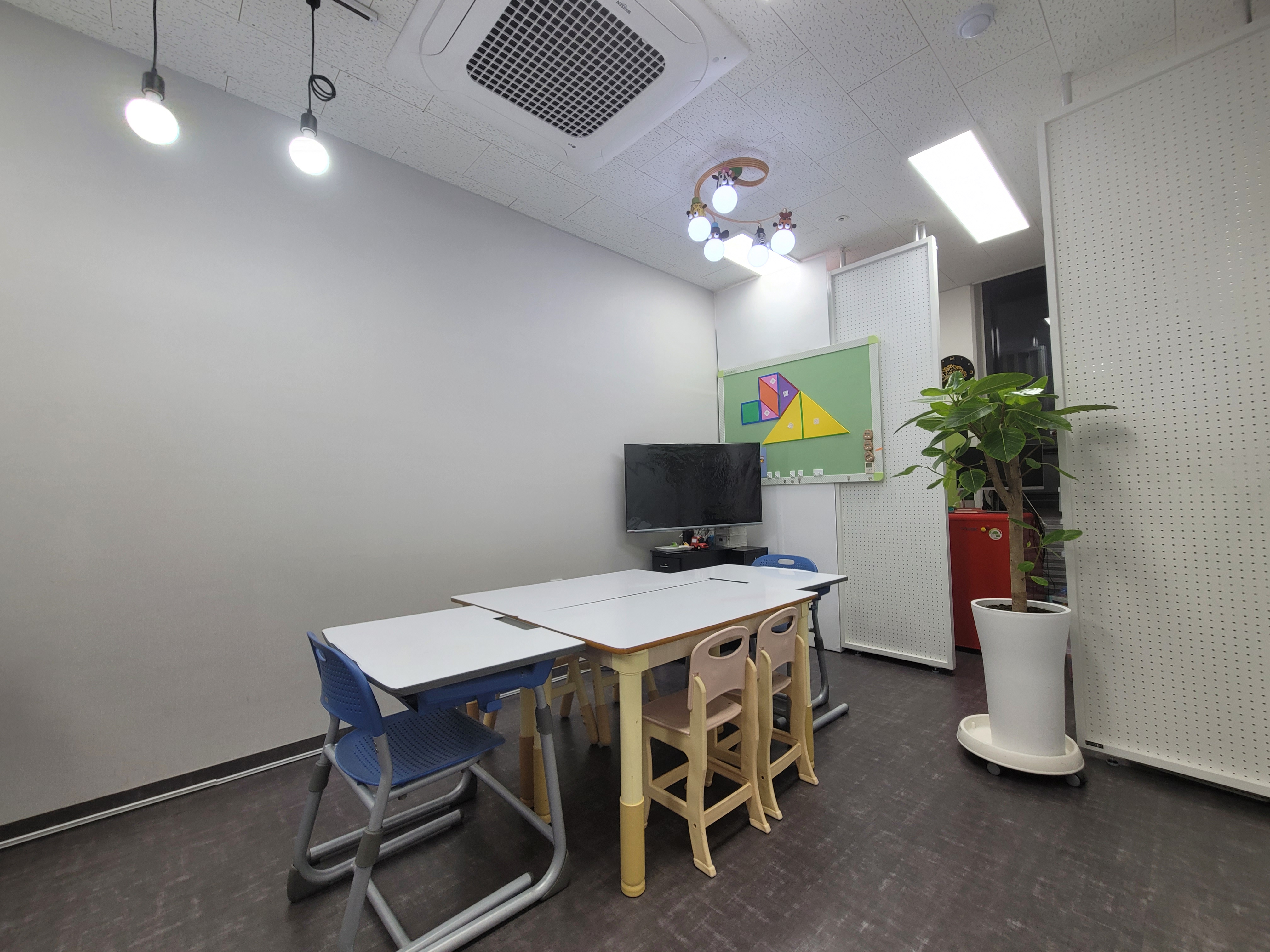 플레이팩토 더자람 수학교습소 홍제동