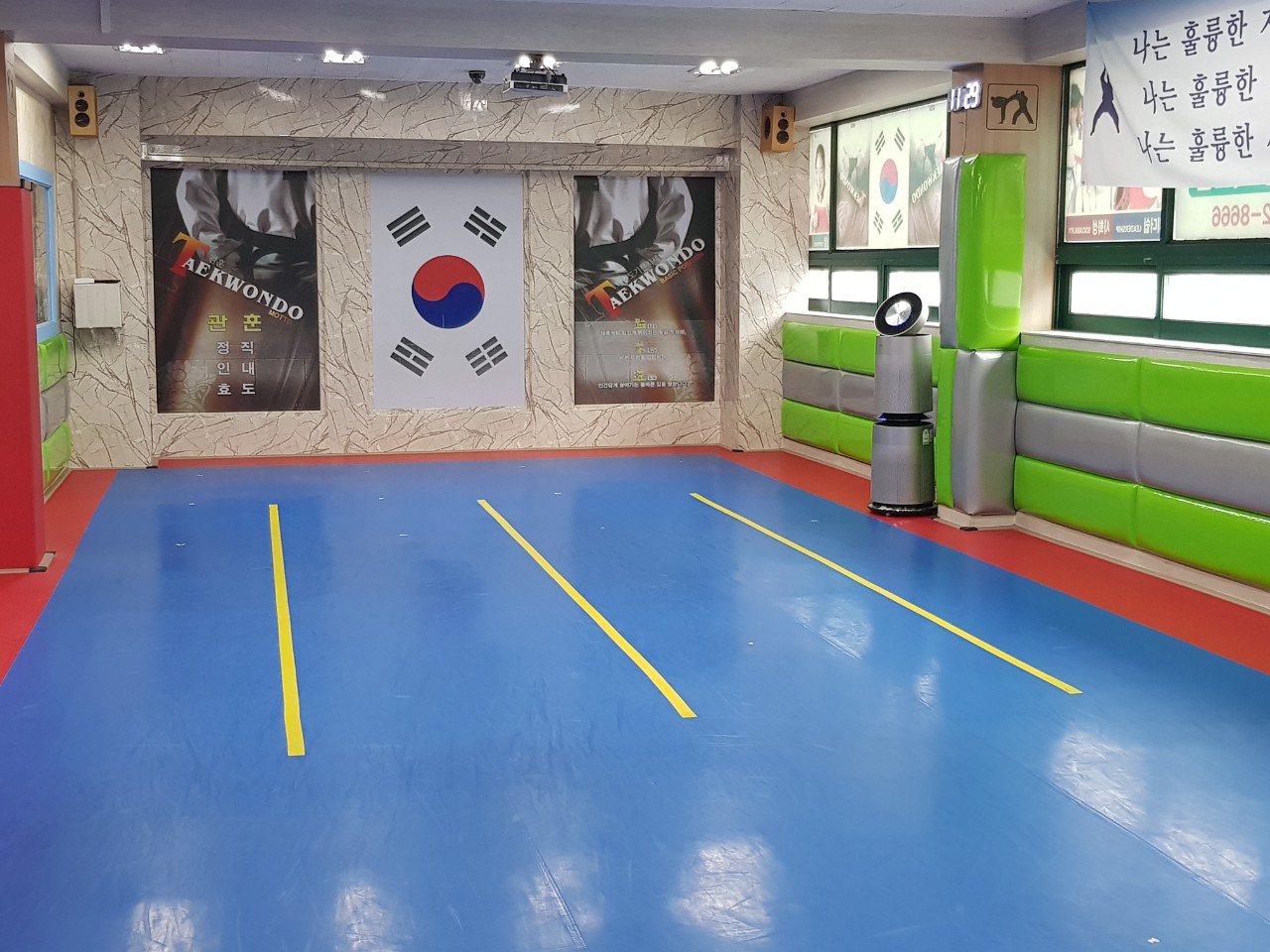 유나이티드경희대힘차리 태권도장