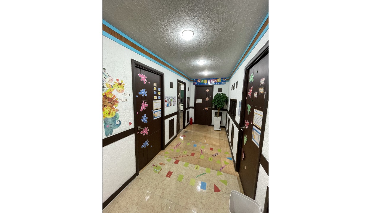 Play&Talk English 플레이앤톡 잉글리쉬