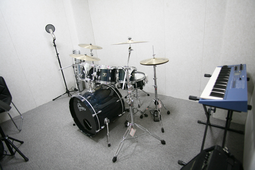 퀸 실용음악학원