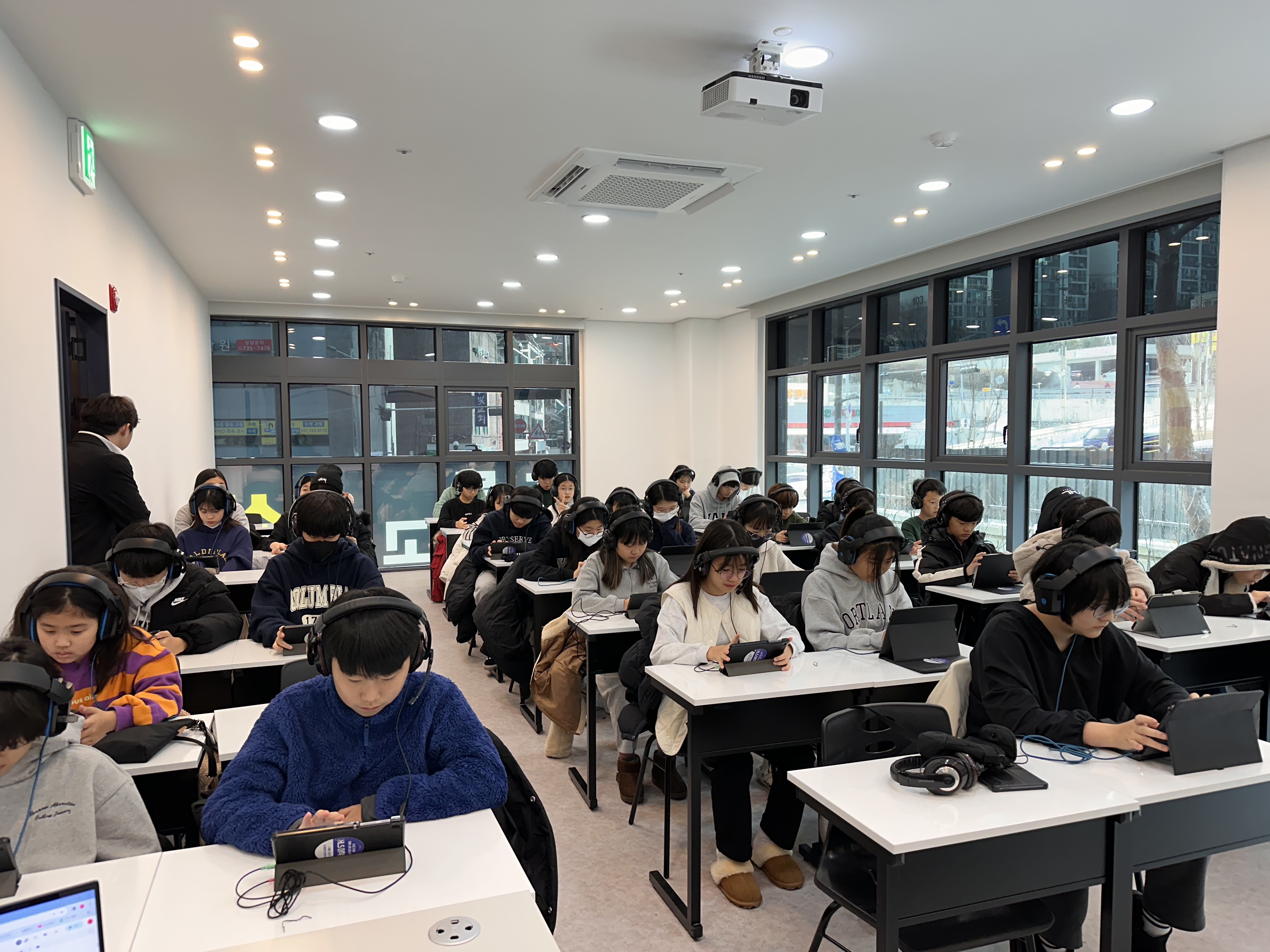 HLS 교육 S MATH