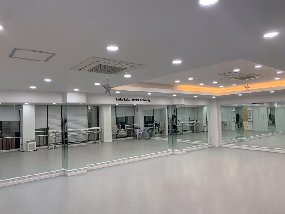 이화라라발레학원