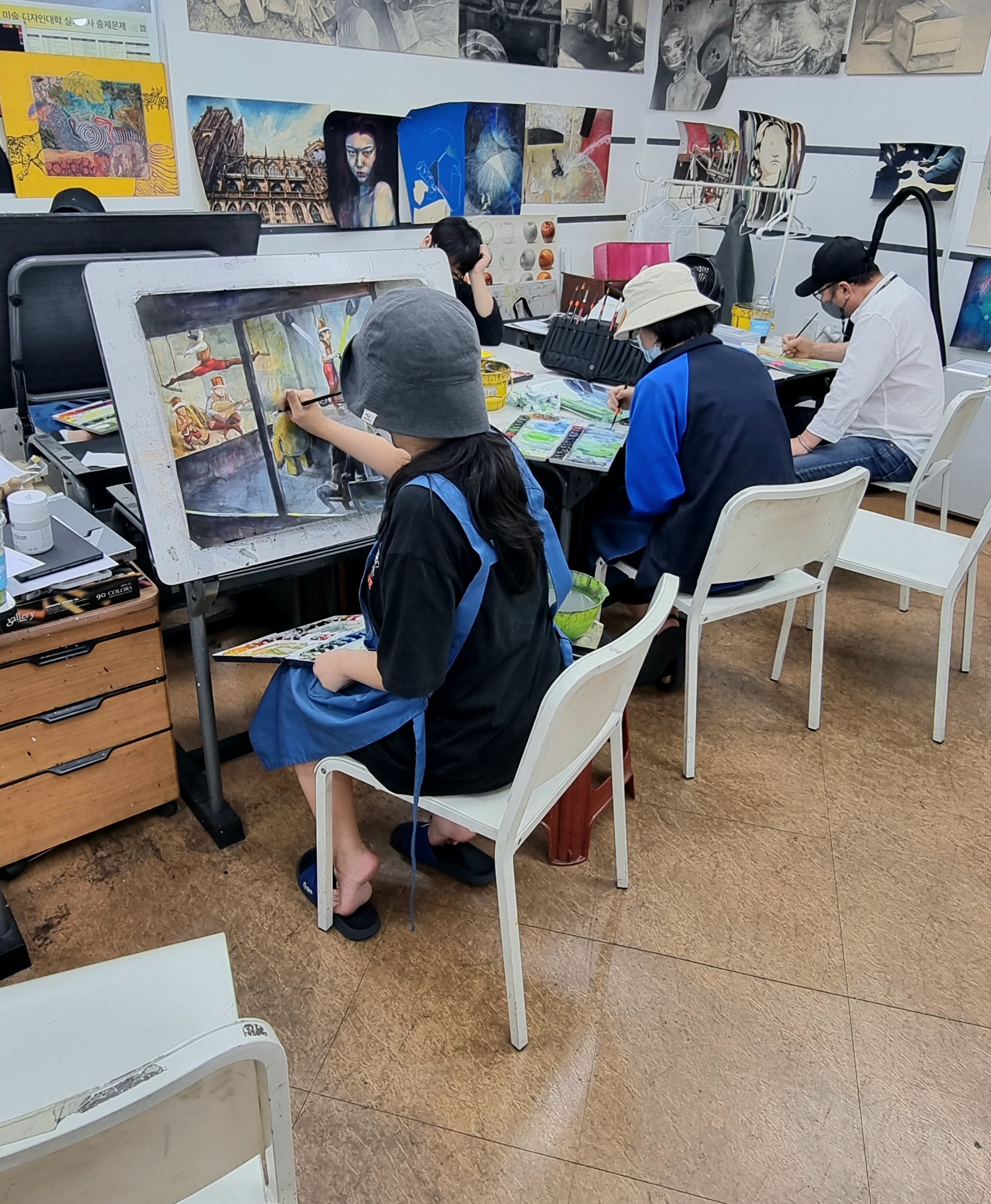 곰아뜰리에미술학원
