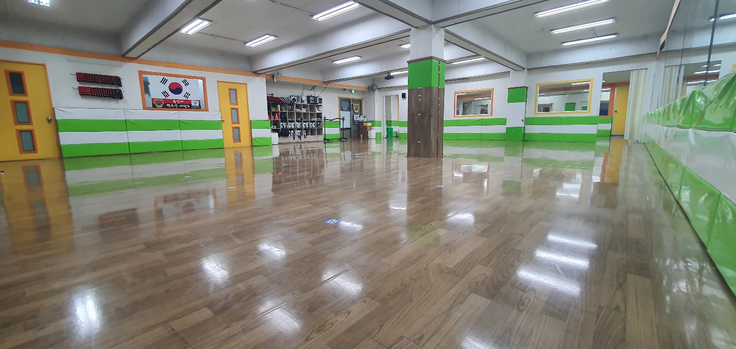 백두산 체육관
