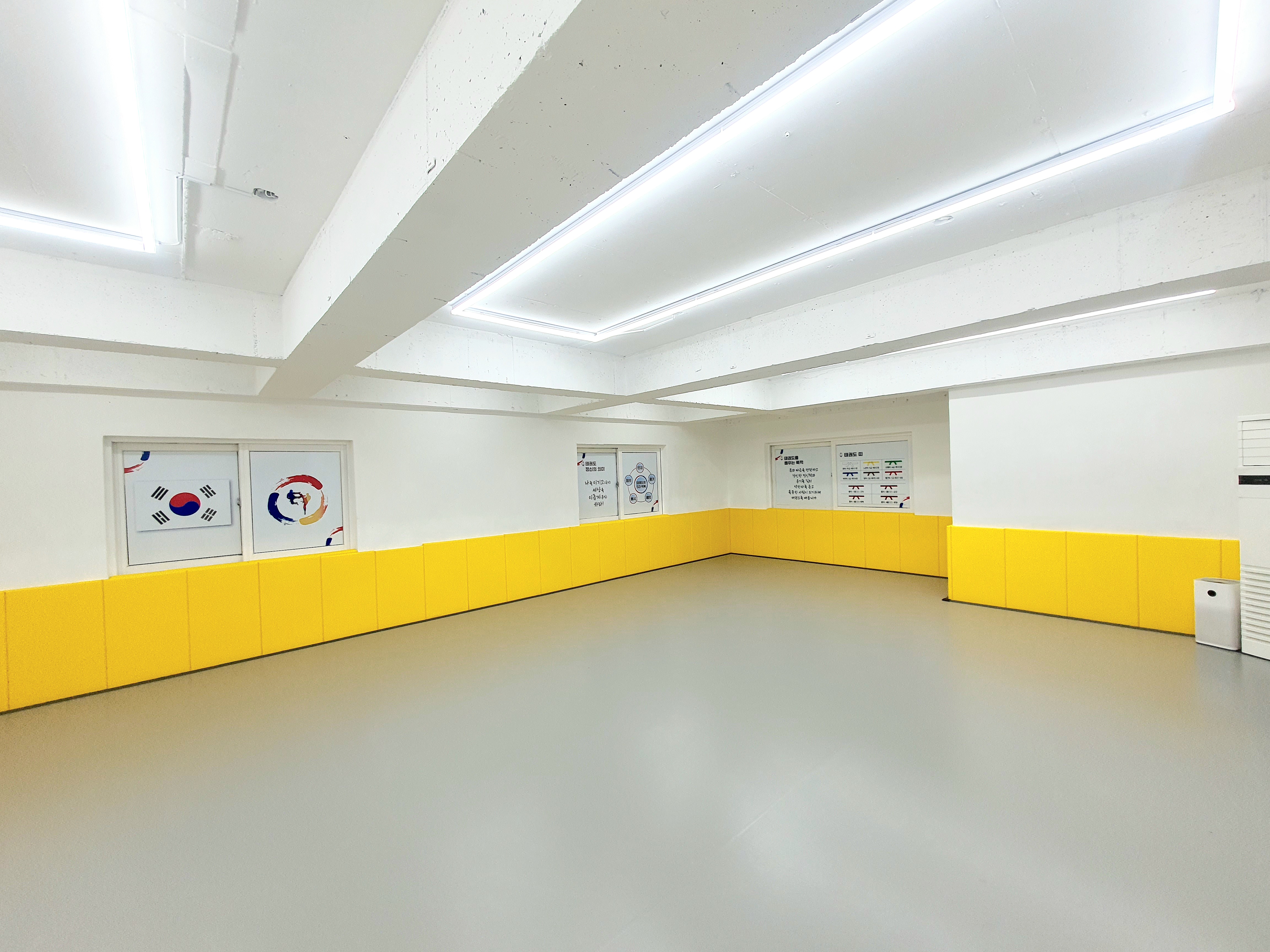 기합소리 태권도장 유아스포츠클럽